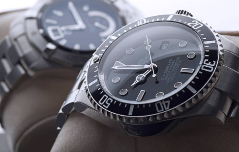 luxury-watch-care-essentials:-expert-tips-for-maintaining-your-rolex-and-high-end-timepieces