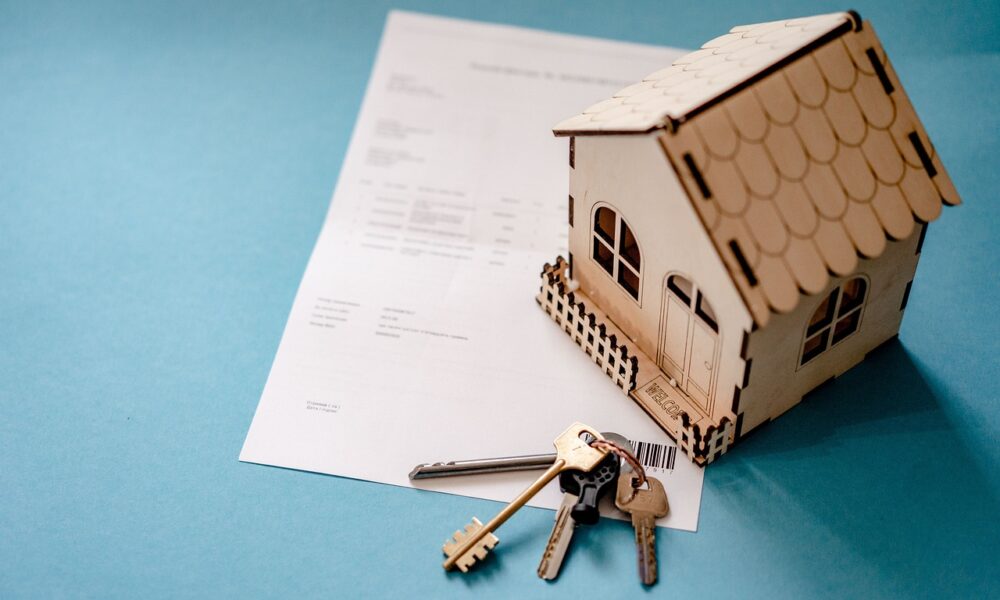 are-student-loan-payments-hurting-your-credit-score-more-than-your-credit-cards?