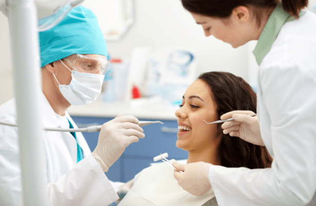 cosmetic-dentistry-in-langley:-how-a-family-dentist-can-transform-your-smile